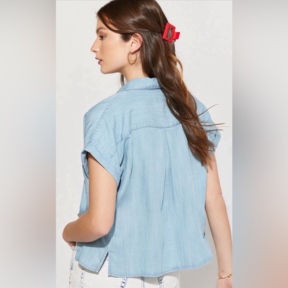 (38)🌷New Francesca’s Kali Short Sleeve Button Down Shirt🌷 - Picture 4 of 6